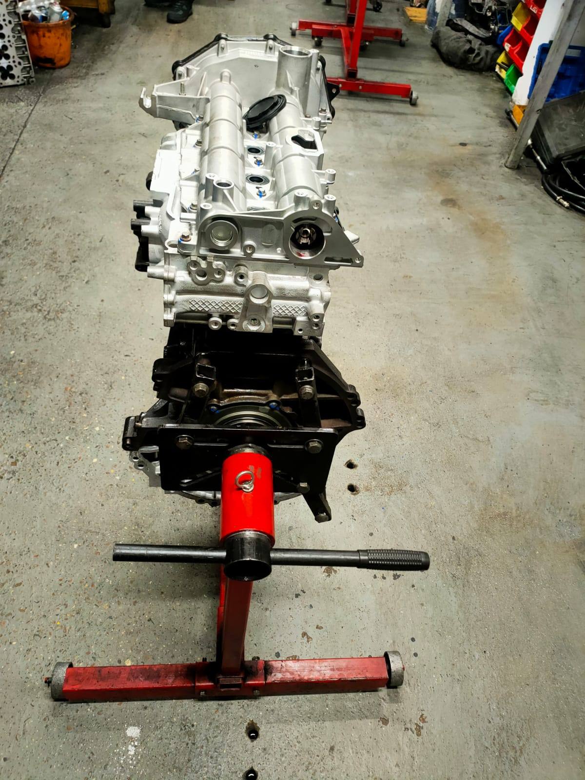 Reconditioned Ford Transit 2.0 EcoBlue engine