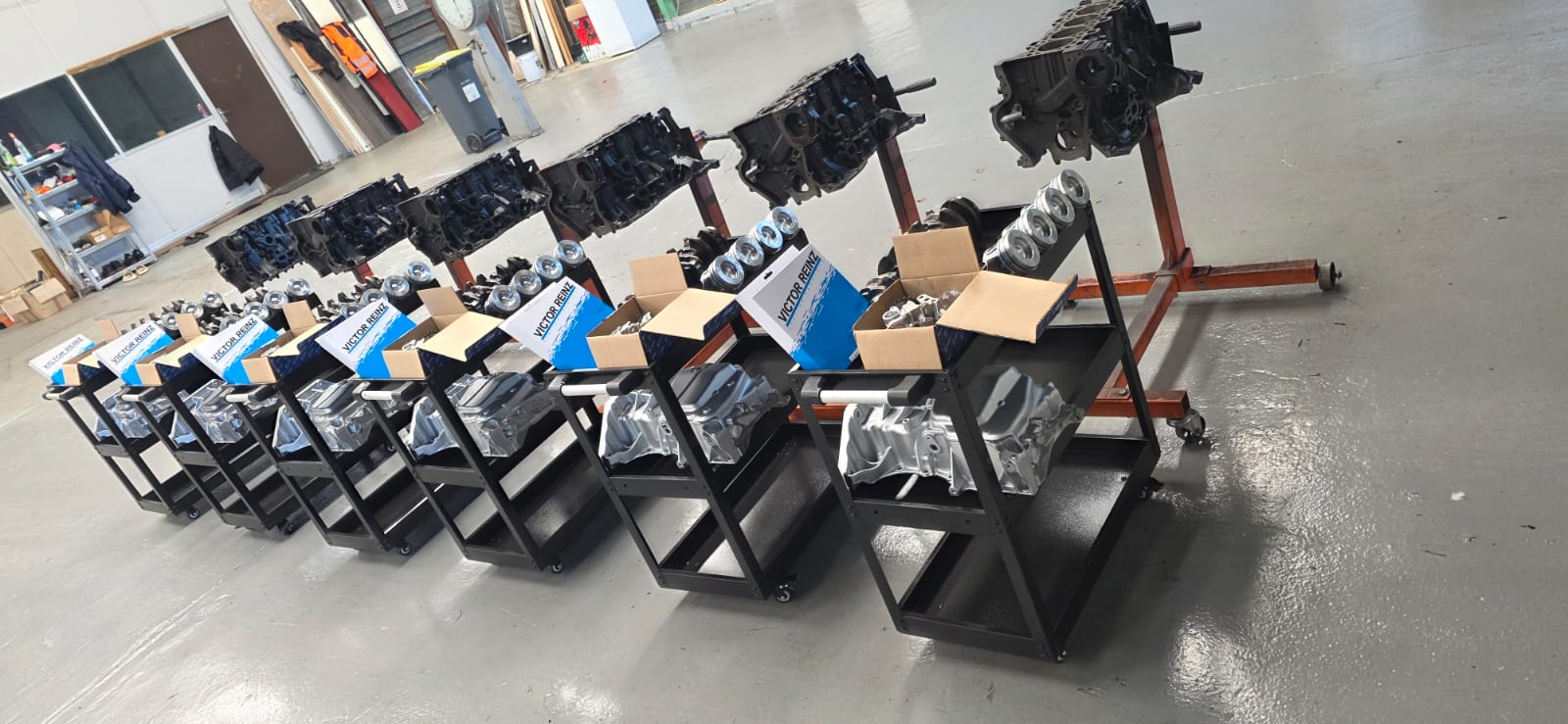 R9M 1.6 dCi workshop image 5