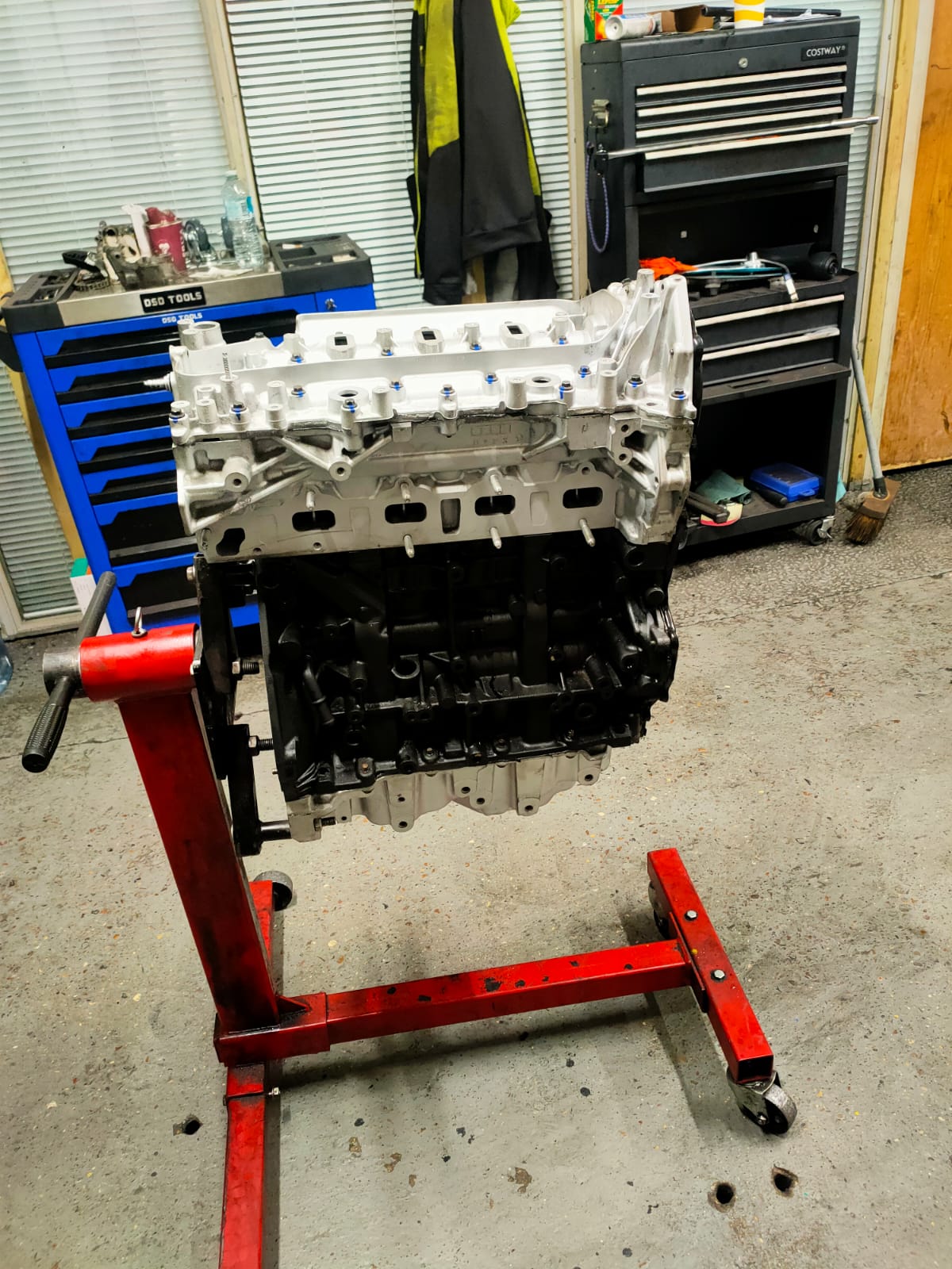 Master 2.3 dCi M9T workshop image 2